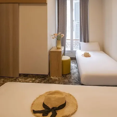 D'ostende Hotel 2*