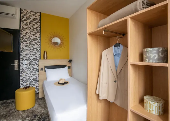 D'ostende Otel 2*