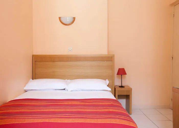 D'ostende Otel 2*