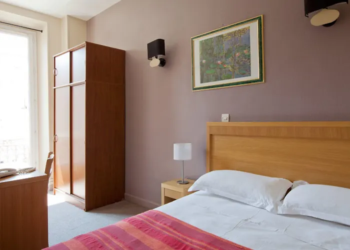 Otel D'ostende 2*