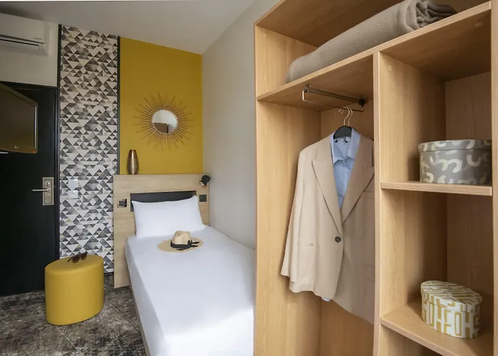 D'ostende Otel 2*