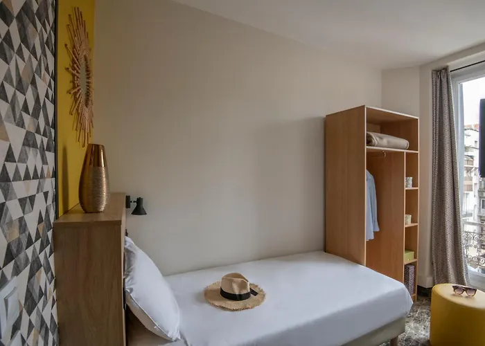 奥斯特德酒店 2* 尼斯